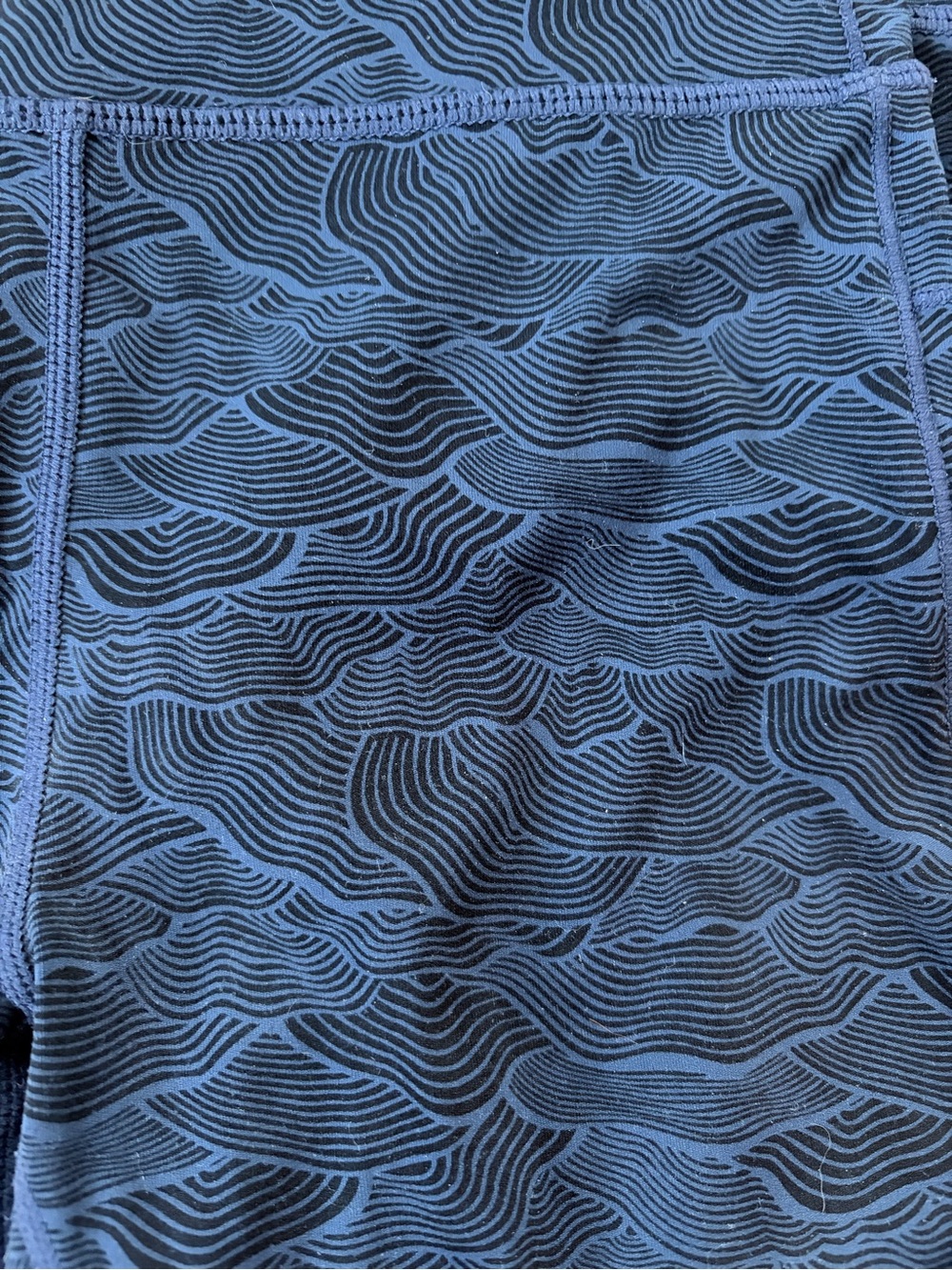 ZYIA Navy Terrace Pocket
Drawstring Luxe 7/8 | size 4 - Picture 4 of 7